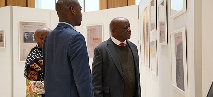 Международные правоведы посетили Архив Президента Казахстана фото галереи 3